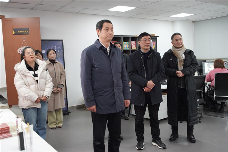 省委宣传部常务副部长刘海军到知音集团调研